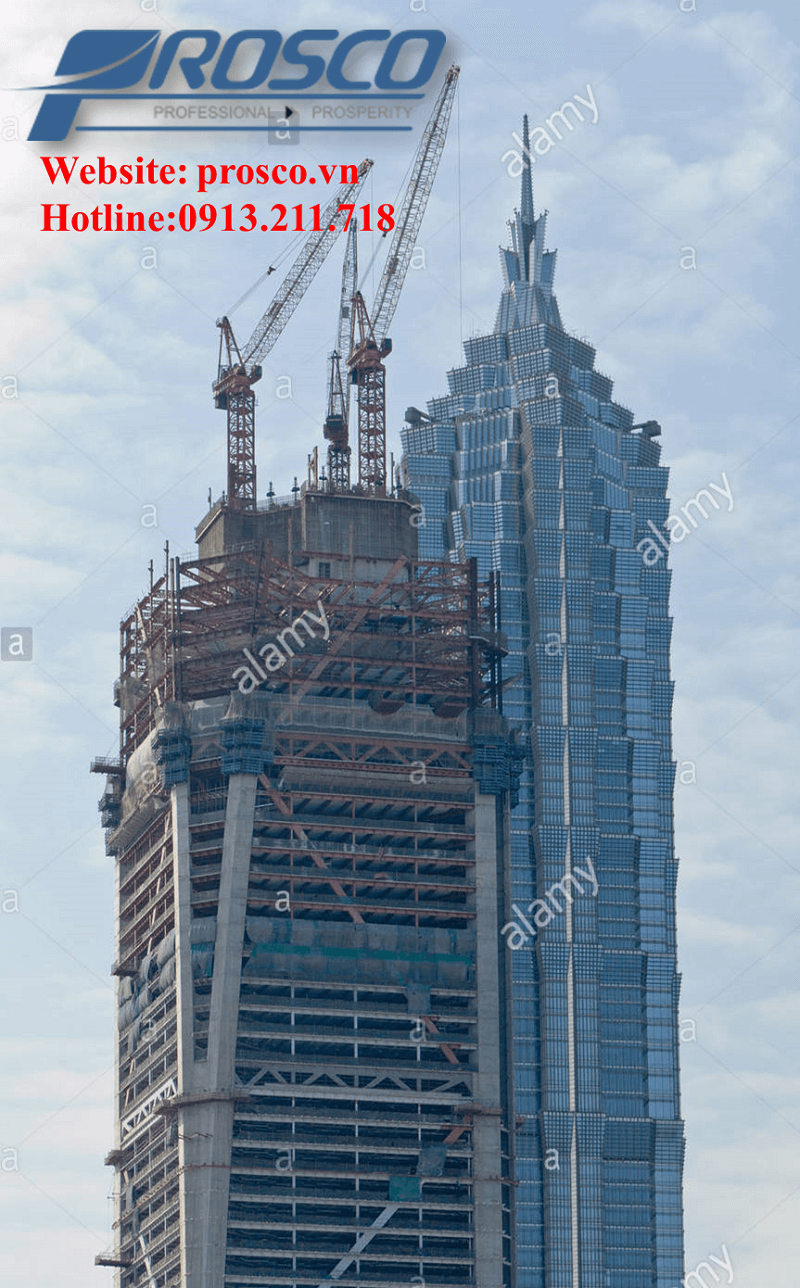 Tòa nhà chọc trời có kết cấu khung thép sàn liên hợp.